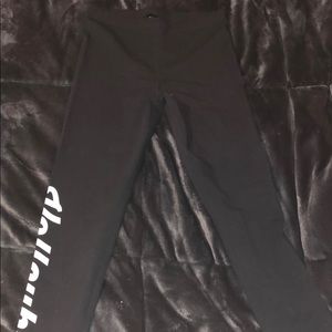 *BRAND NEW* “Volleyball” print legging.